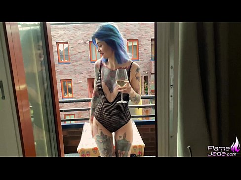 ❤️ Sjajna djevojka sisa gutljajem i strastveno jebe pod otvorenim nebom ❤️ Porno vk kod nas ﹏